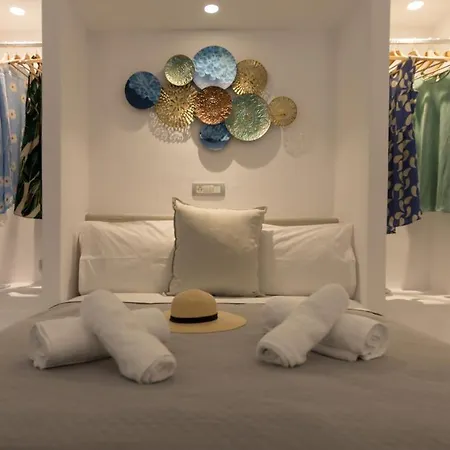 Bay Hotel